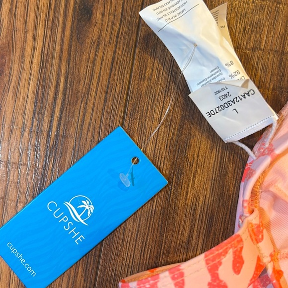 Cupshe bikini top - Picture 2 of 2